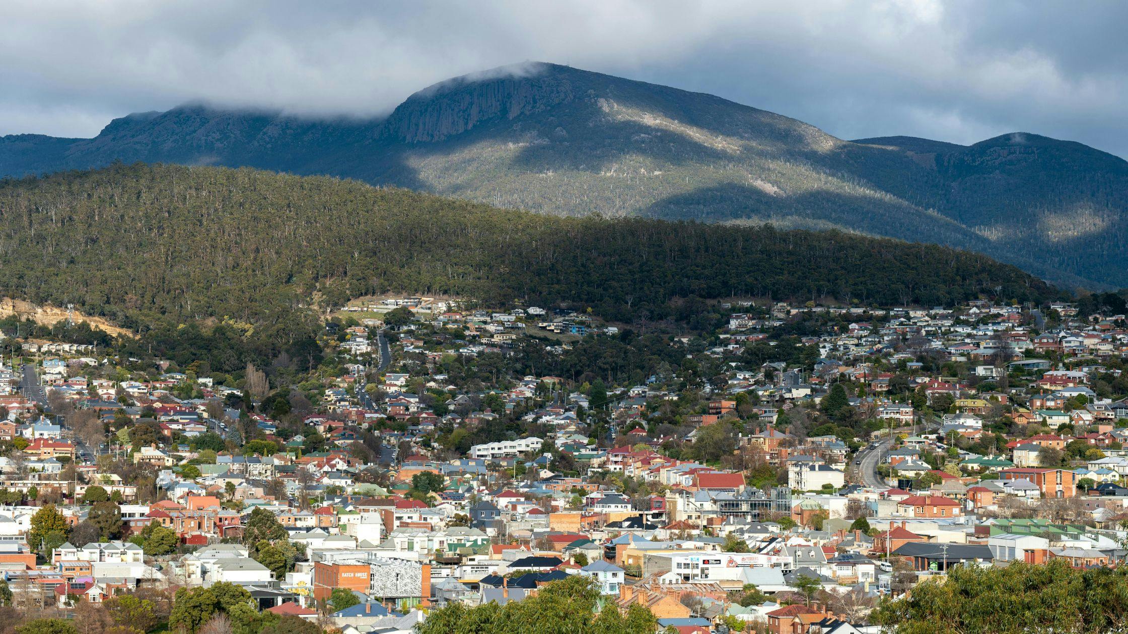 Hike Tasmania’s Wilderness & Cradle Mountain